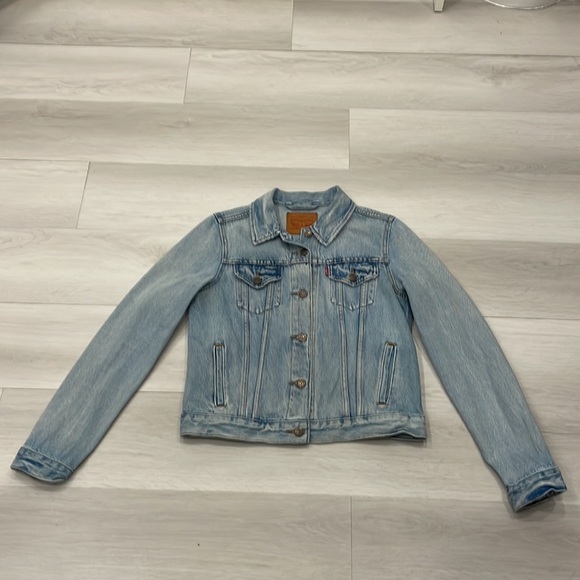 Levi’s Original Trucker Jean Jacket - Picture 7 of 12